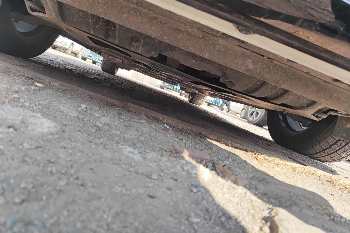 二手艾力绅 2022款 2.0L 混动豪华版图片4