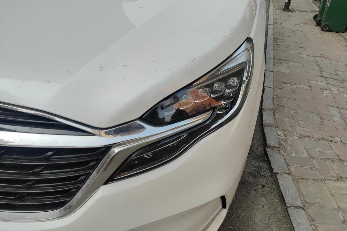 二手别克GL8 2022款 ES陆尊 653T 舒适型图片2