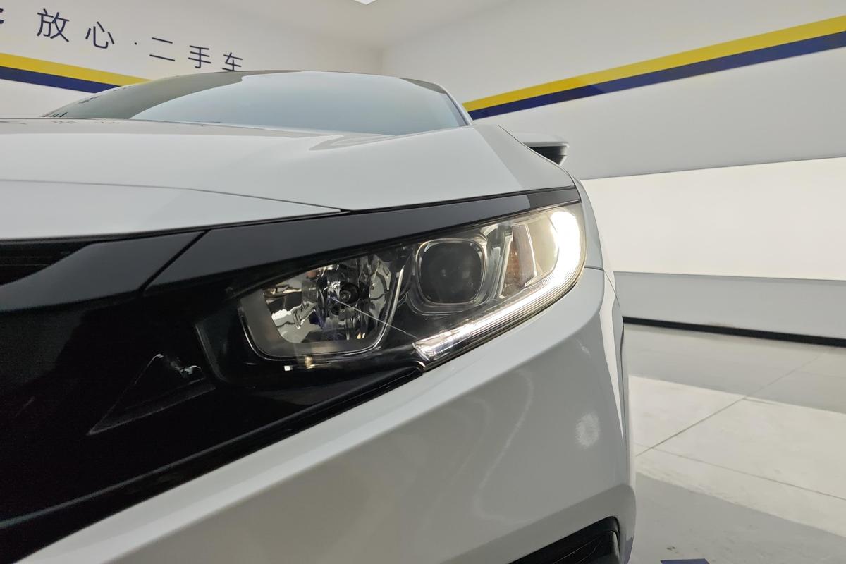 二手思域 2019款 220TURBO CVT燃动版 国VI图片2
