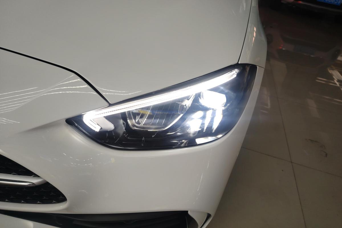 二手奔驰C级 2023款 C 200 L 运动版图片2