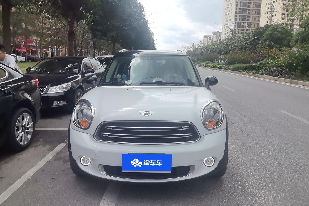 二手MINI COUNTRYMAN 2014款 1.6T COOPER ALL4 Fun图片3