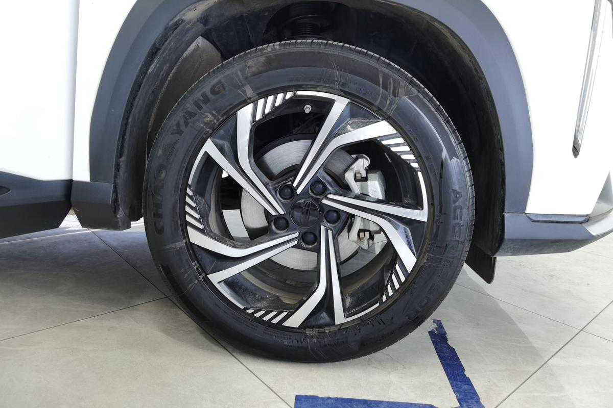 二手博越 2023款 博越COOL 1.5T 智联+图片5