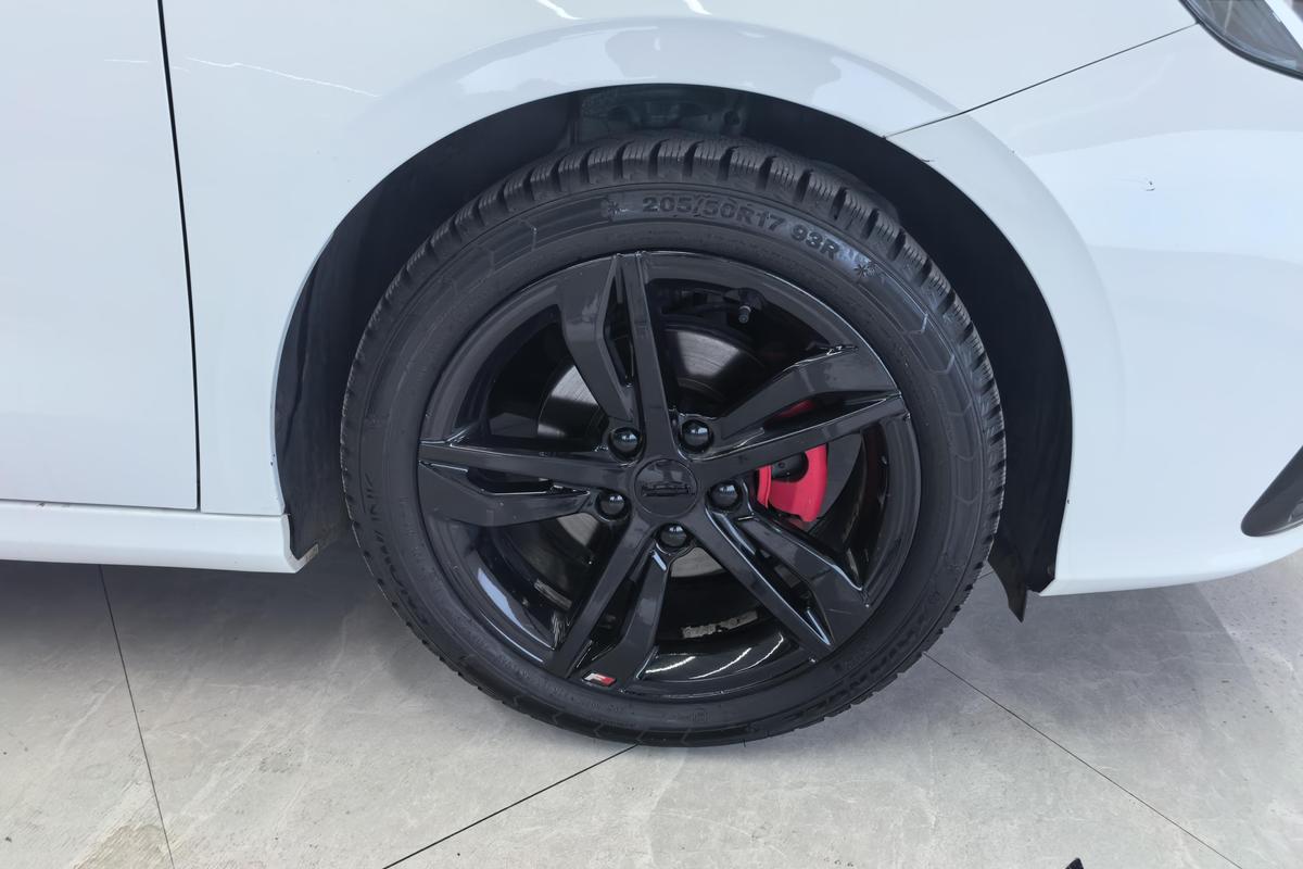 二手缤瑞 2021款 1.4T CVT  F-运动版图片5