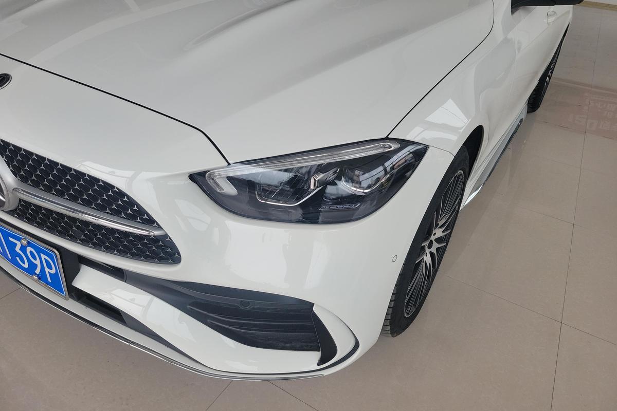 二手奔驰C级 2025款 C 260 L 运动版图片2