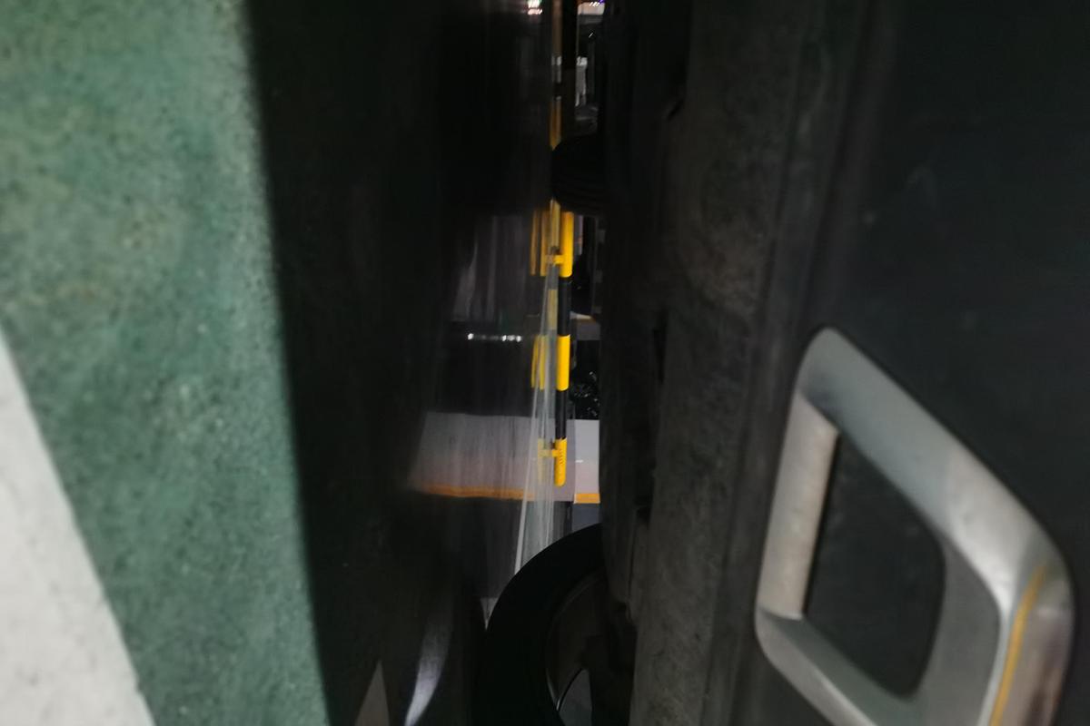 二手奔驰GLC 2019款 改款 GLC 300 L 4MATIC 动感型图片4