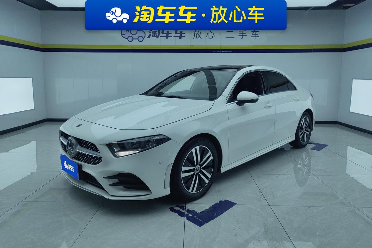 二手奔驰A级 2019款 改款 A 180 L 运动轿车图片1