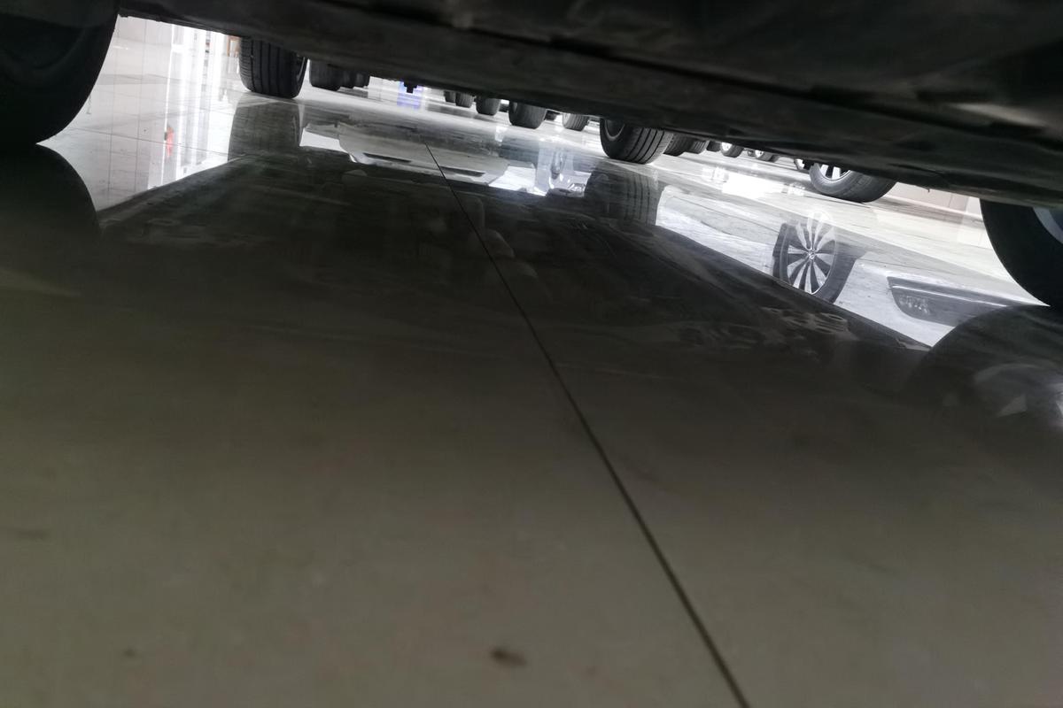 二手帝豪 2022款 第4代 1.5L CVT尊贵型图片4