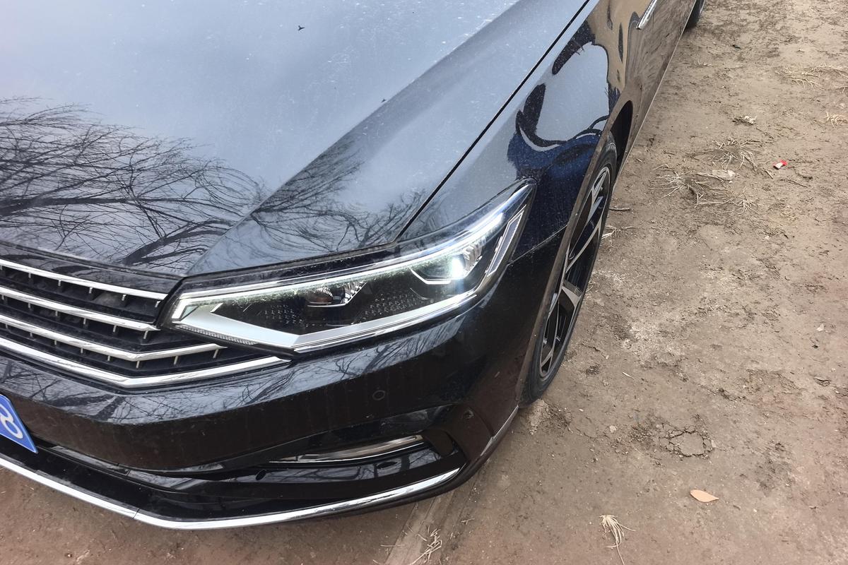 二手迈腾 2023款 200万辆纪念版 330TSI DSG豪华型图片2