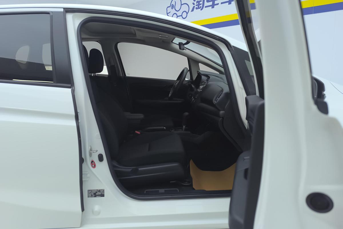 二手飞度 2018款 1.5L CVT舒适天窗版图片6