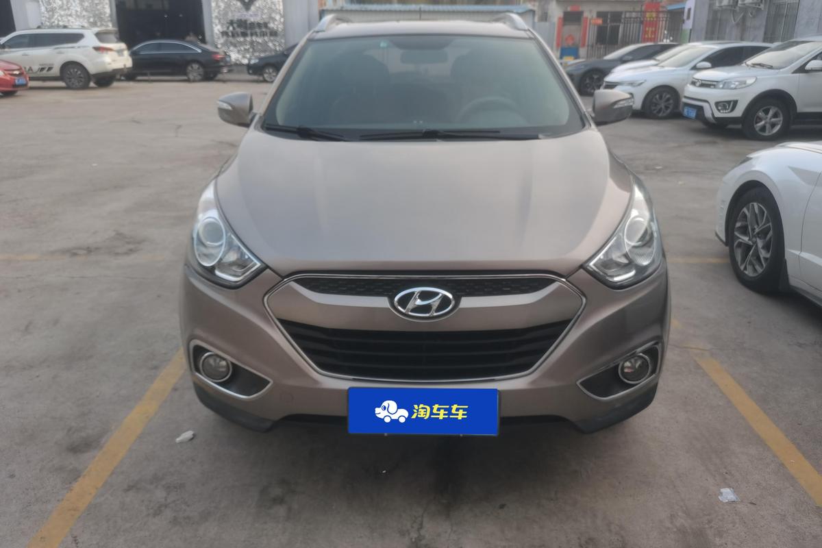 二手现代ix35 2012款 2.0L 自动两驱精英版GLS图片3