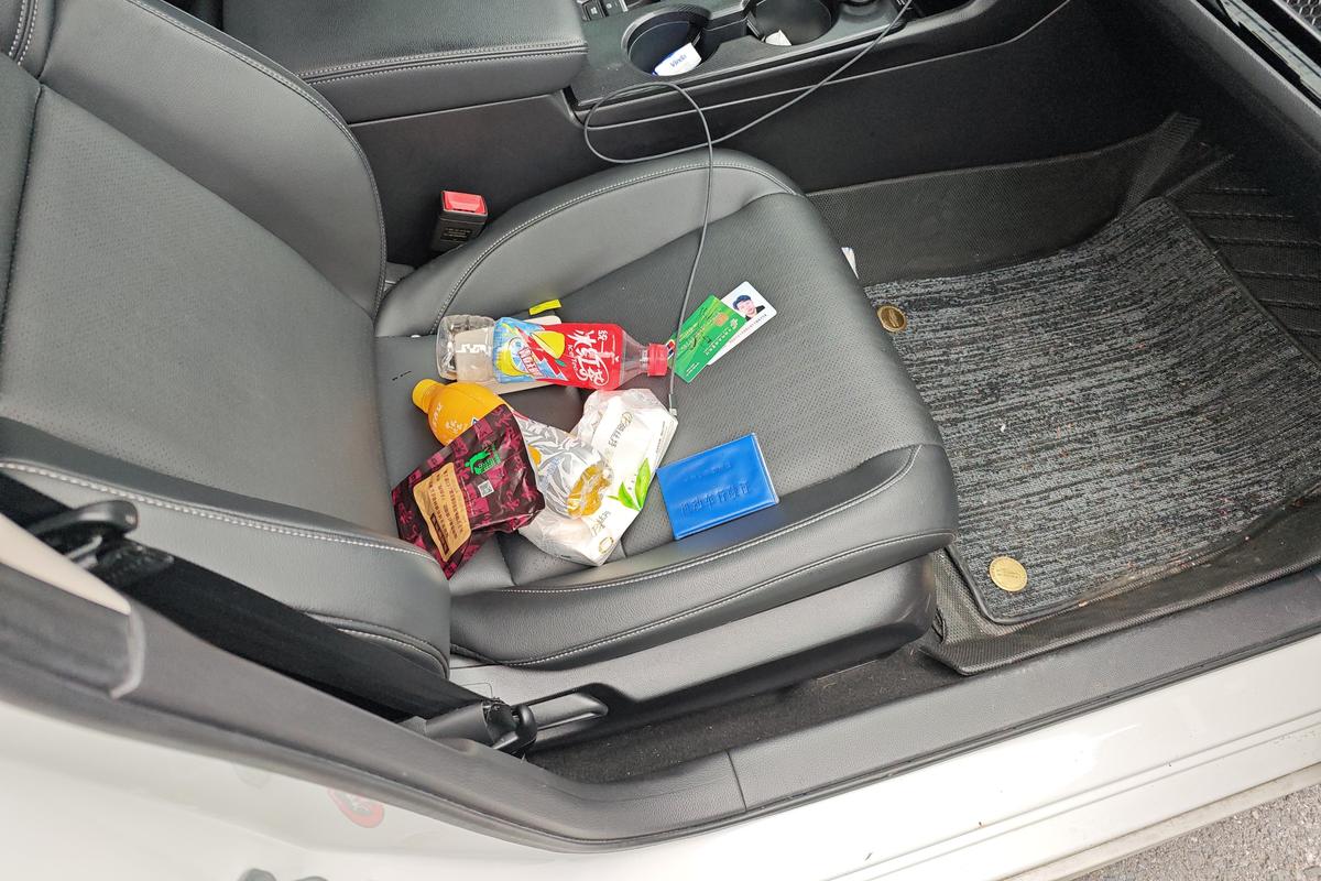 二手思域 2022款 240TURBO CVT劲控版图片6