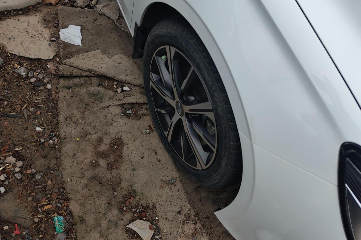 二手帝豪 2022款 第4代 1.5L CVT旗舰型图片5