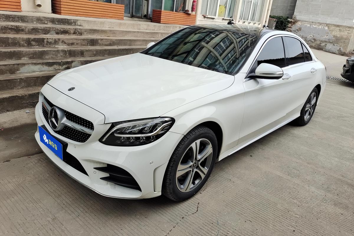 二手奔驰C级 2019款 C 260 L 运动版图片1