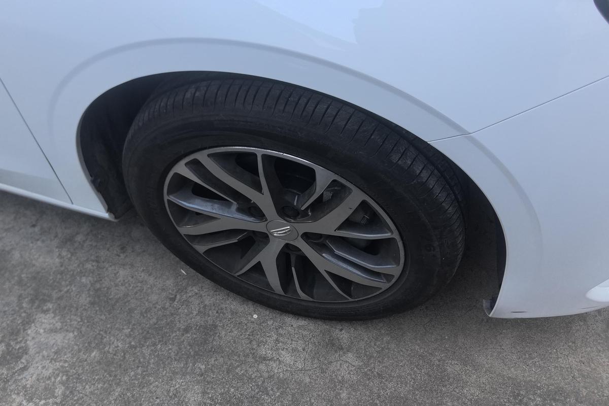 二手帝豪 2022款 第4代 1.5L CVT精英型图片5