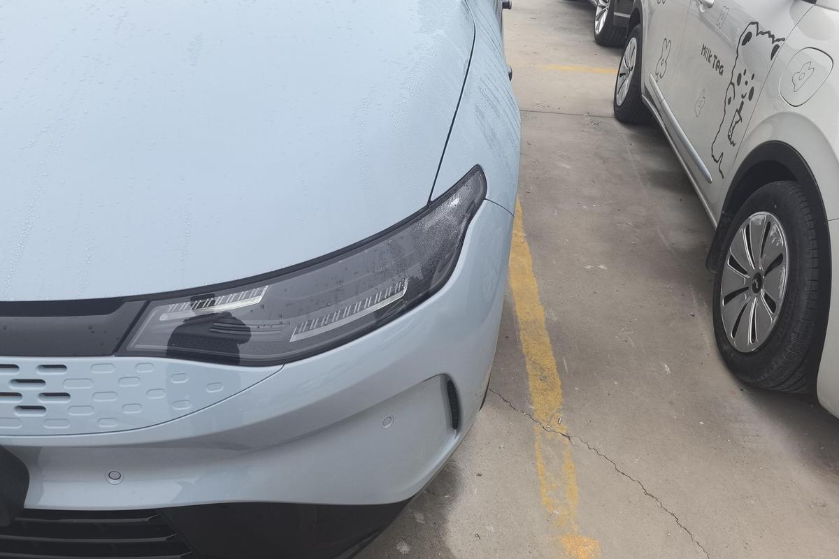 二手零跑C01 2024款 增程式 316尊享版图片2