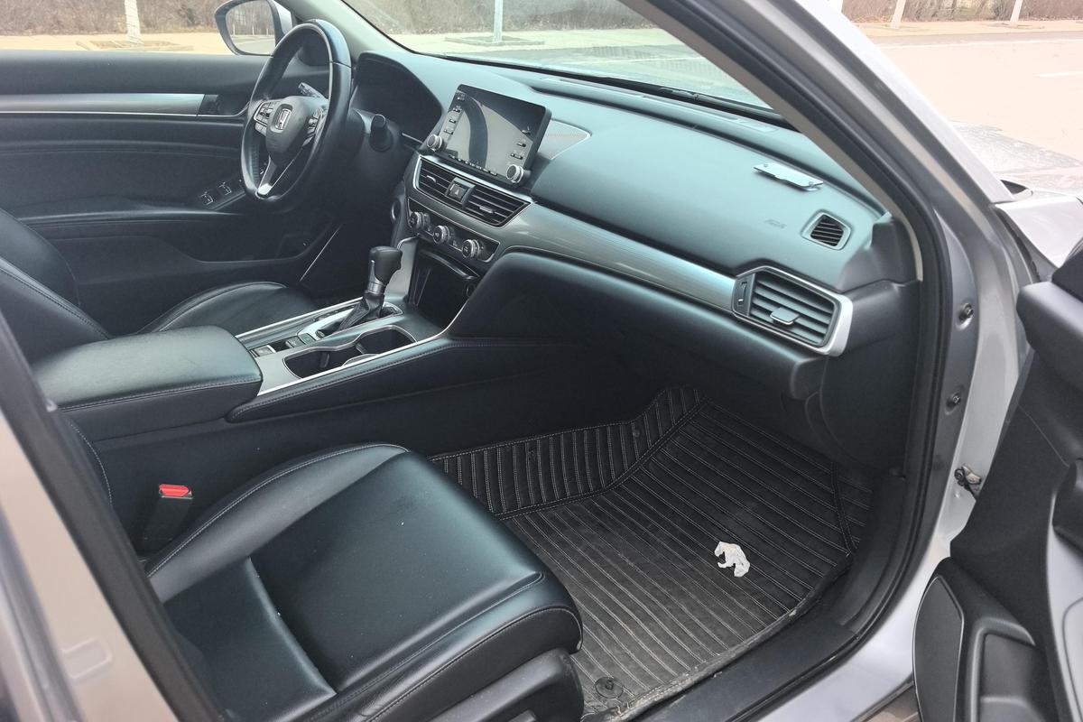 二手雅阁 2018款 260TURBO 豪华版 国V图片6