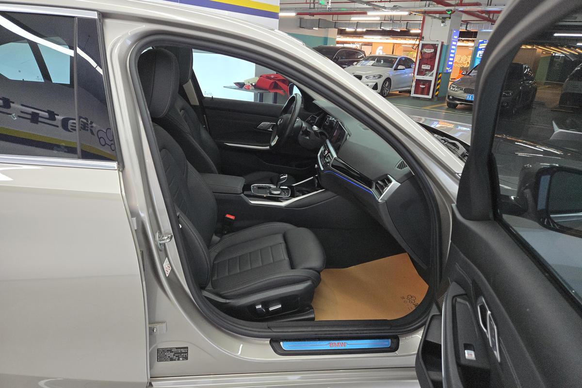 二手宝马3系 2020款 325Li 首发版图片6