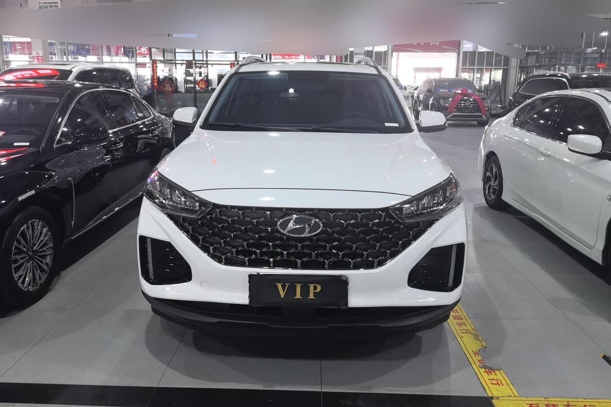 二手现代ix35 2021款 2.0L 自动两驱领先版GLS图片3