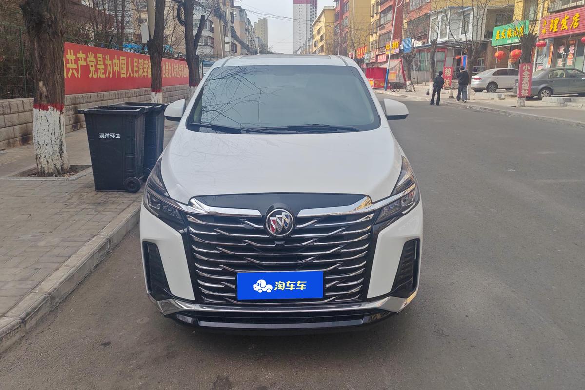 二手别克GL8 2023款 陆上公务舱 2.0T 豪华型图片3