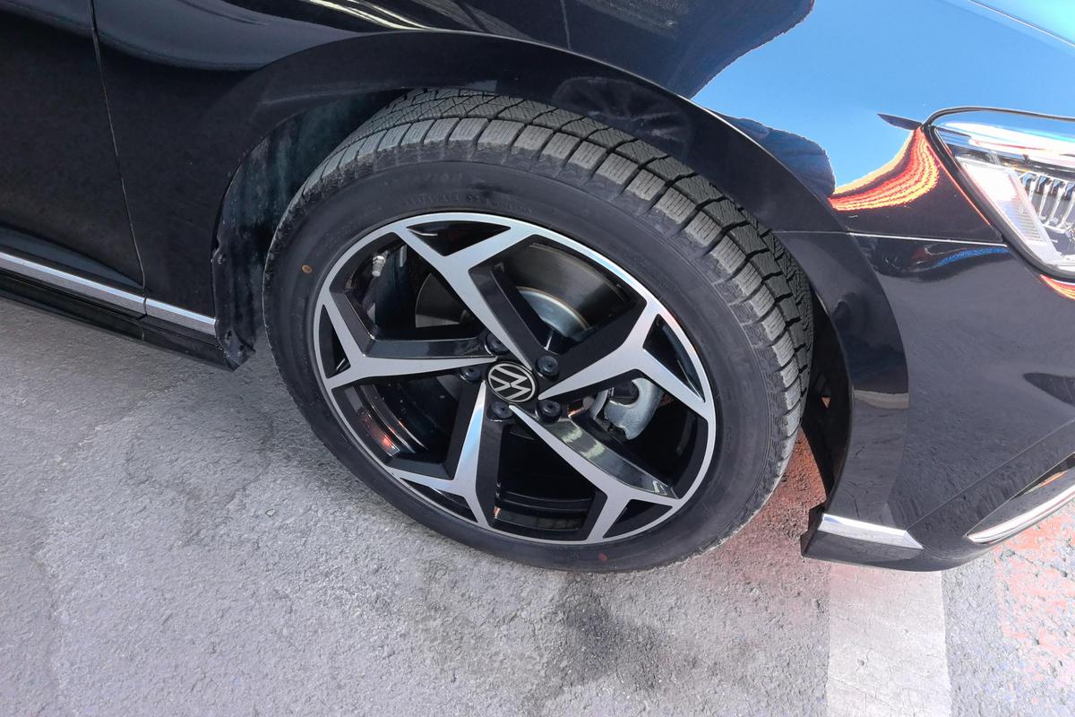 二手迈腾 2024款 200万辆众享款 330TSI DSG豪华型图片5