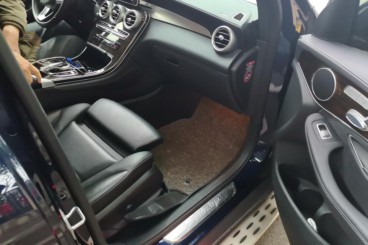 二手奔驰GLC 2016款 GLC 260 4MATIC 动感型图片6