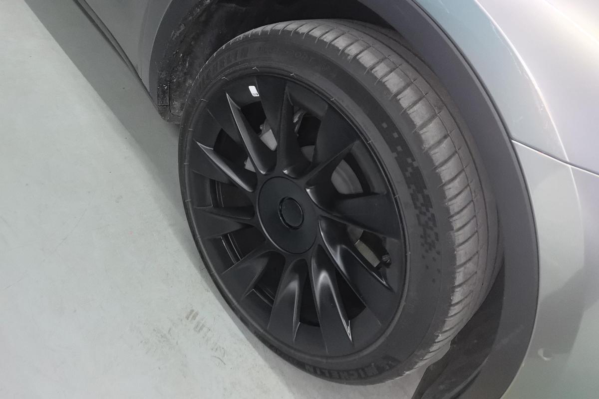 二手Model Y 2021款 标准续航后轮驱动版图片5