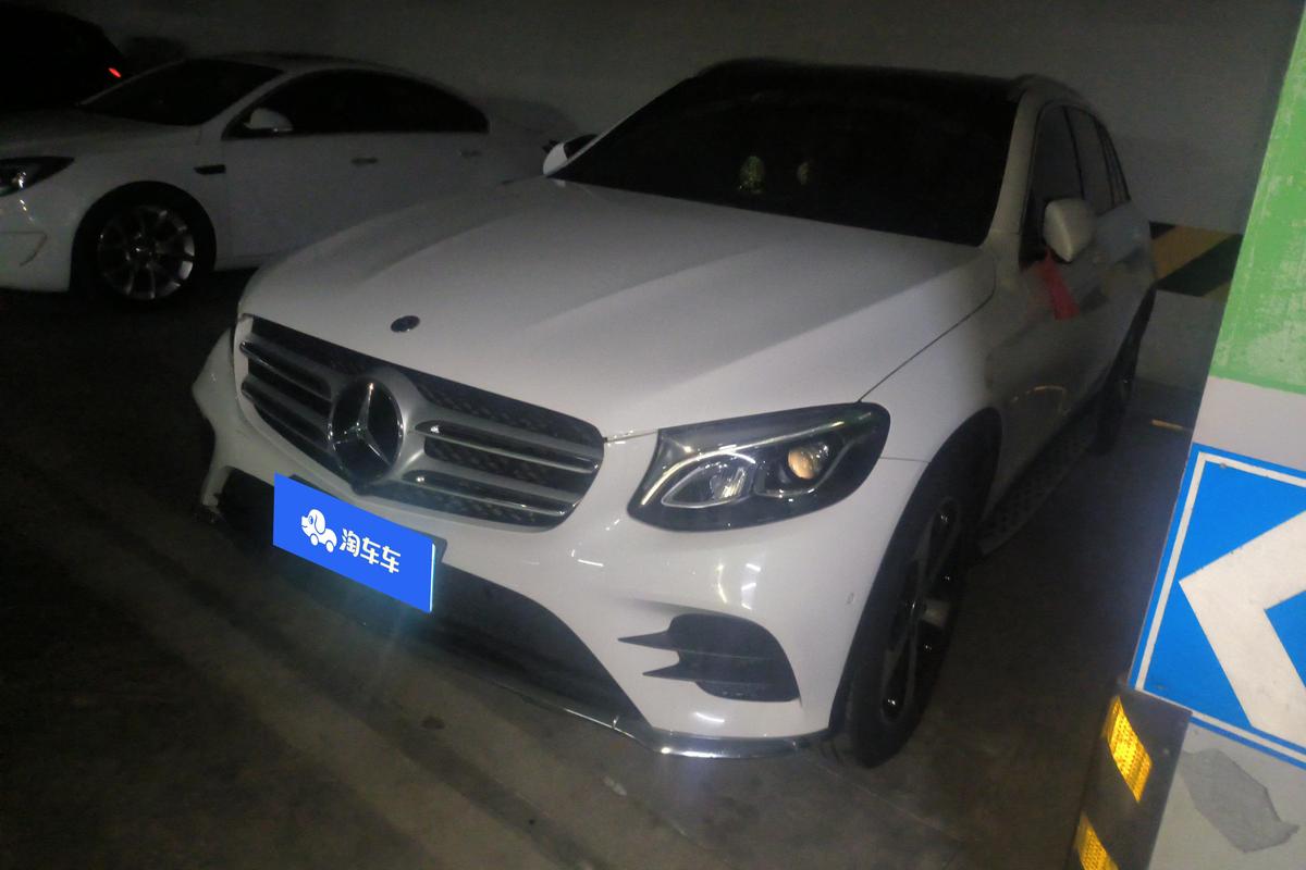 二手奔驰GLC 2018款 改款 GLC 260 4MATIC 豪华型图片1