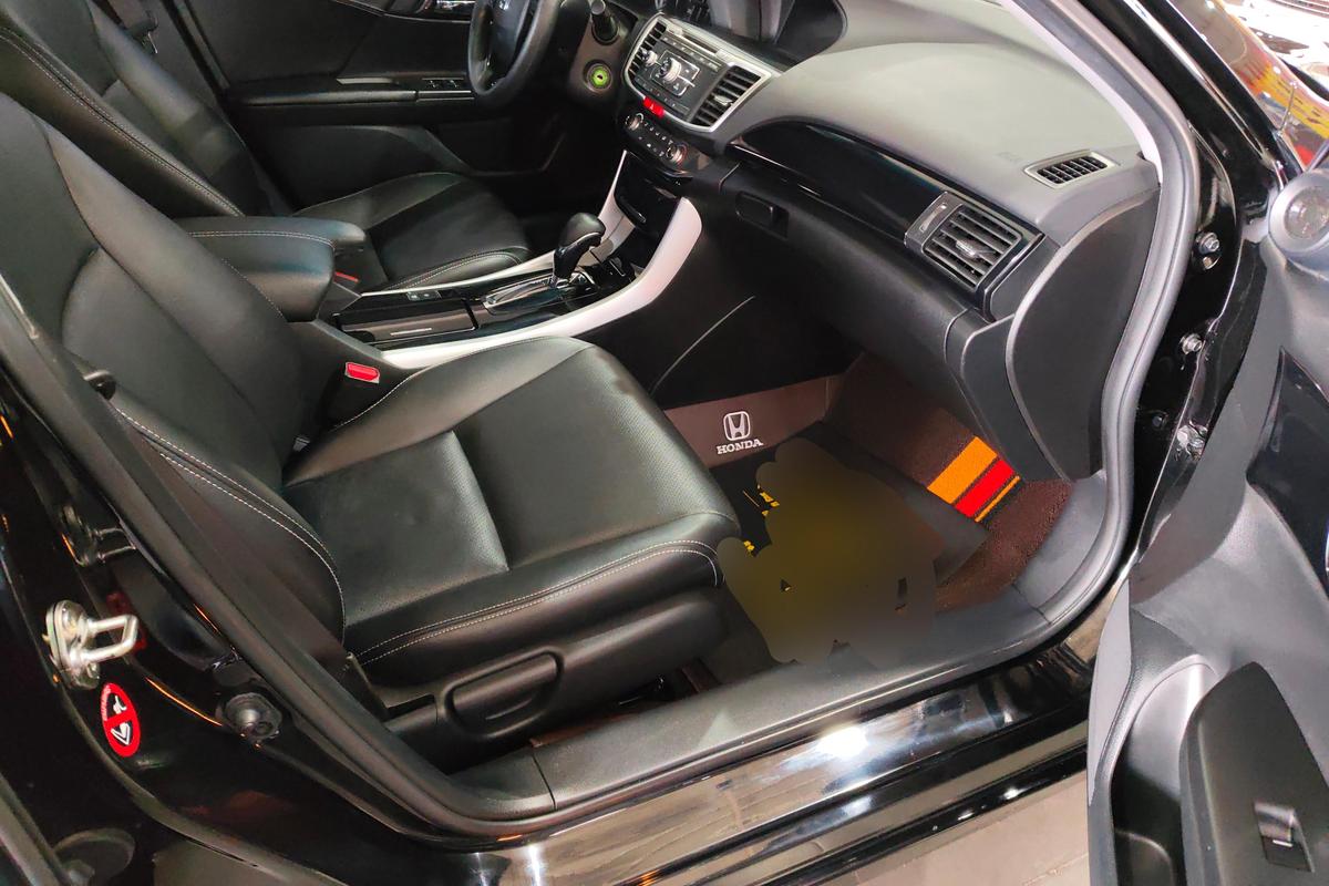 二手雅阁 2016款 2.0L 舒适版图片6