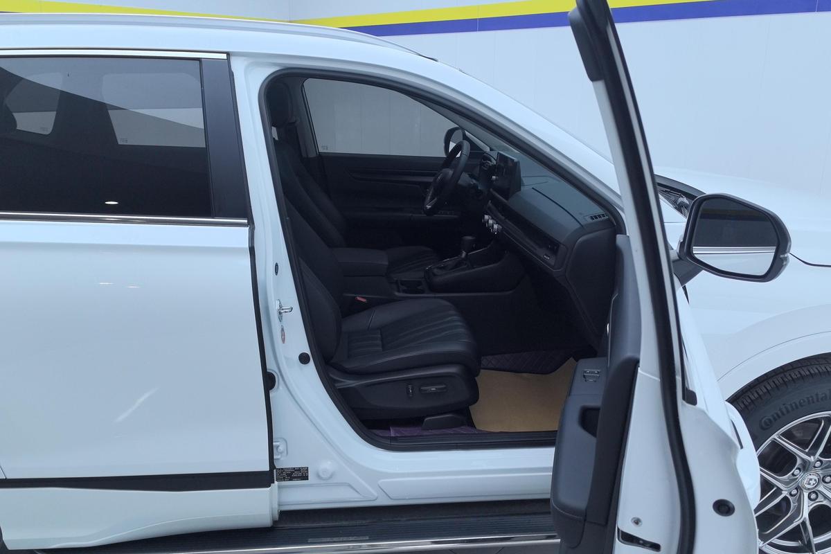 二手皓影 2023款 240TURBO CVT两驱豪华版图片6