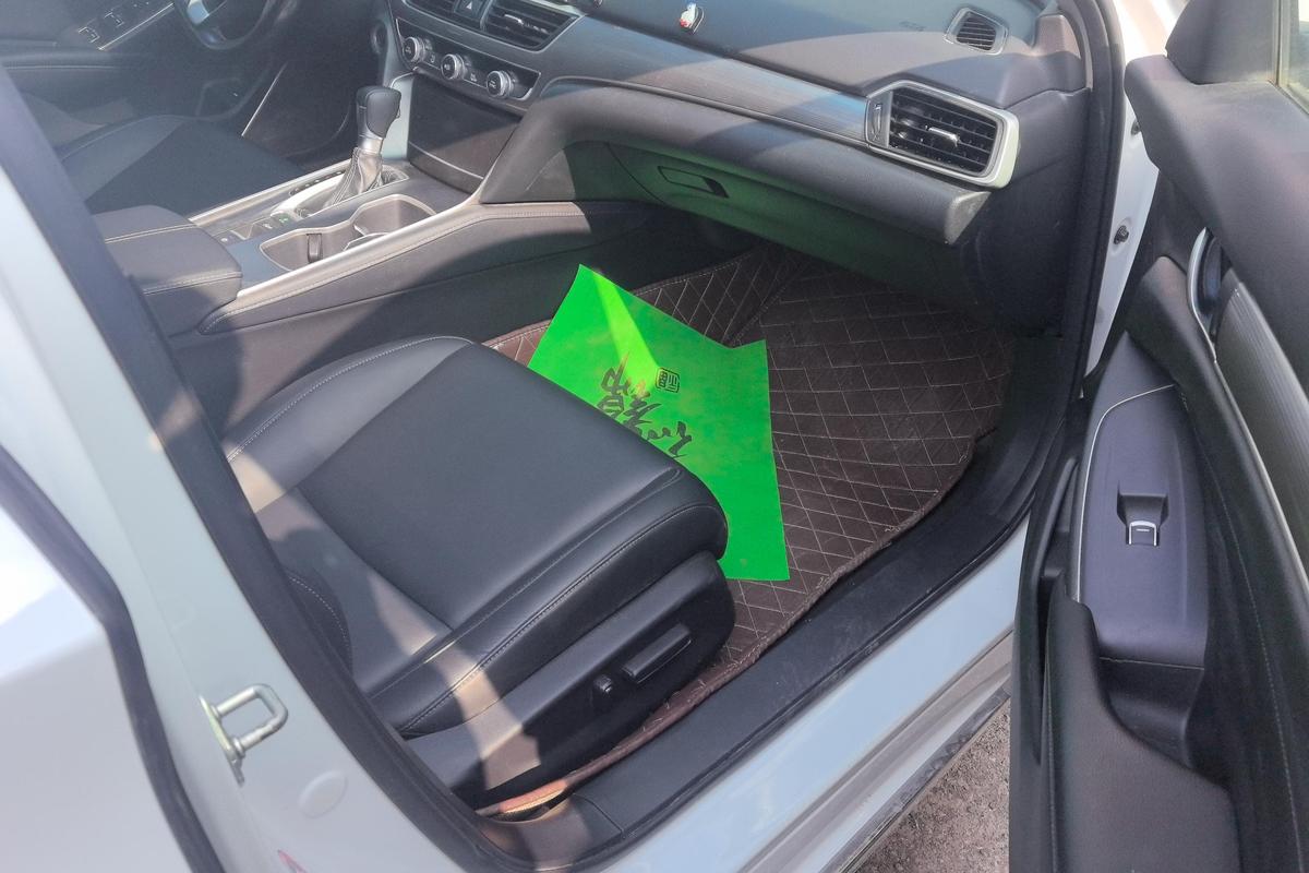 二手雅阁 2022款 260TURBO 幻夜·尊贵版图片6