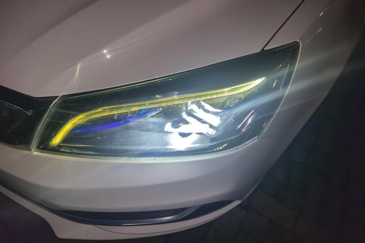 二手帝豪 2019款 领军版 1.5L CVT向上互联型 国VI图片2