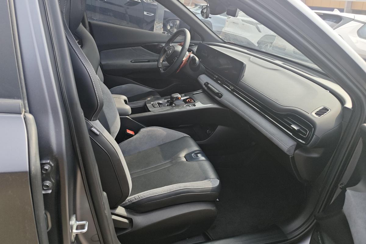 二手影豹 2023款 400T 自动R Pro版图片6