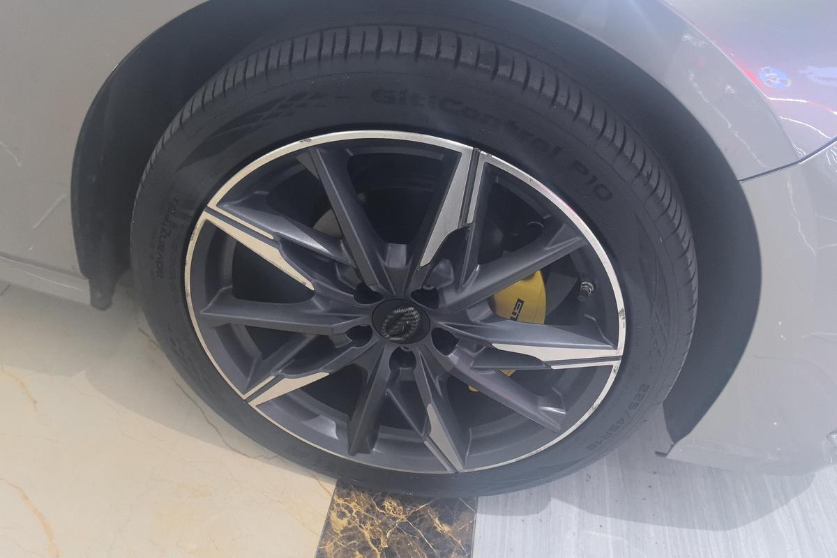 二手影豹 2023款 270T DCT J16版图片5