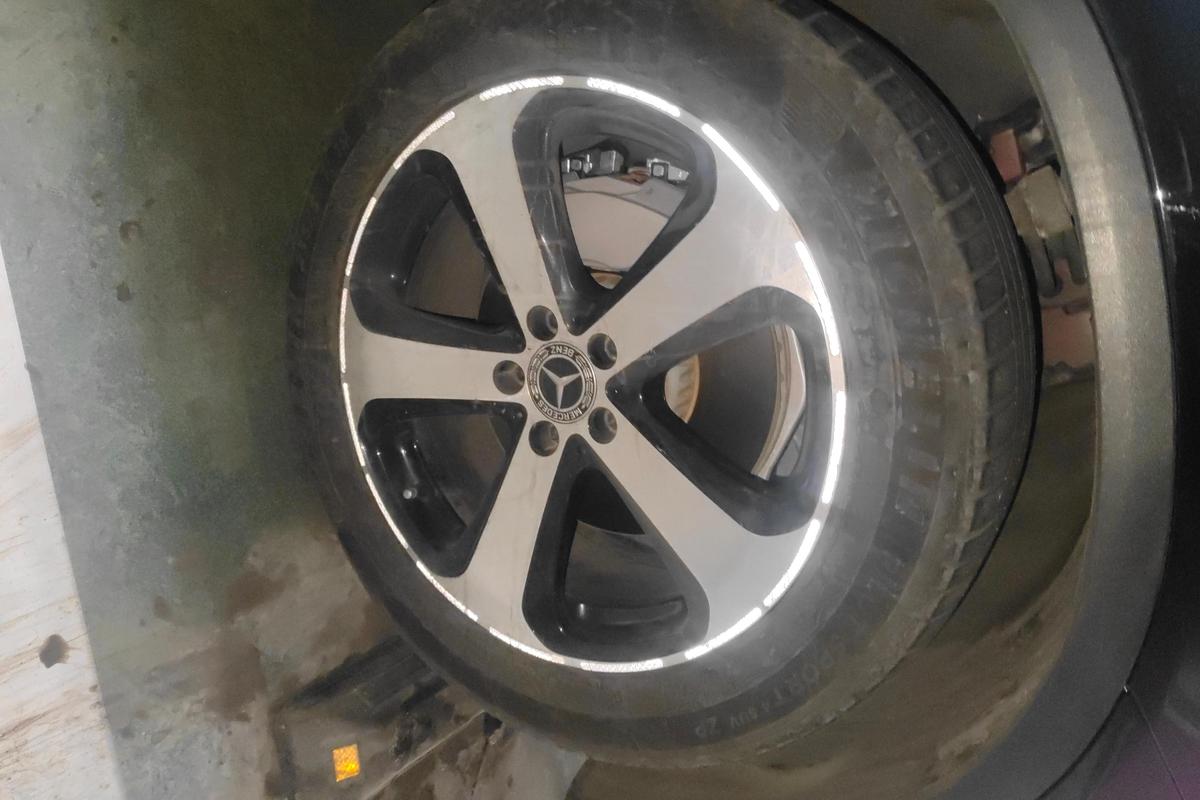 二手奔驰GLC 2019款 GLC 260 L 4MATIC 豪华型图片5