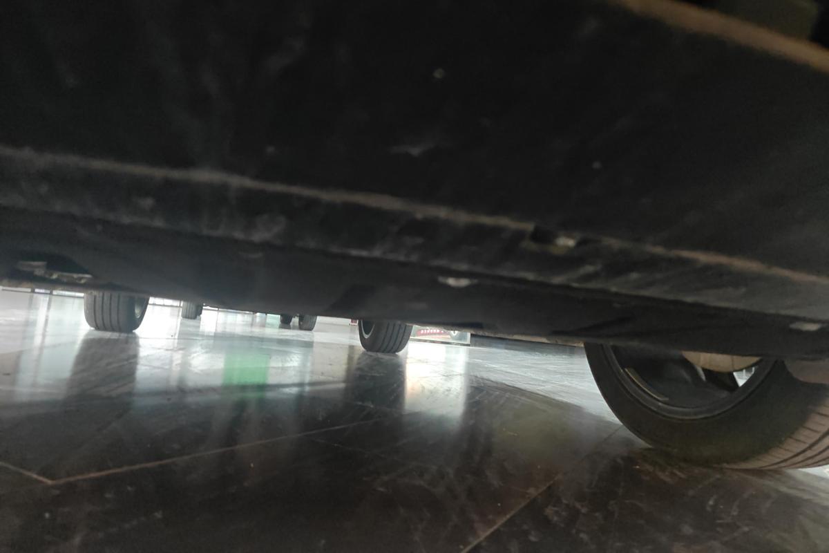 二手博越L 2023款 1.5TD DCT尊贵型图片4