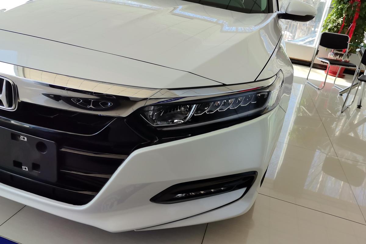 二手雅阁 2018款 260TURBO 精英版 国VI图片2