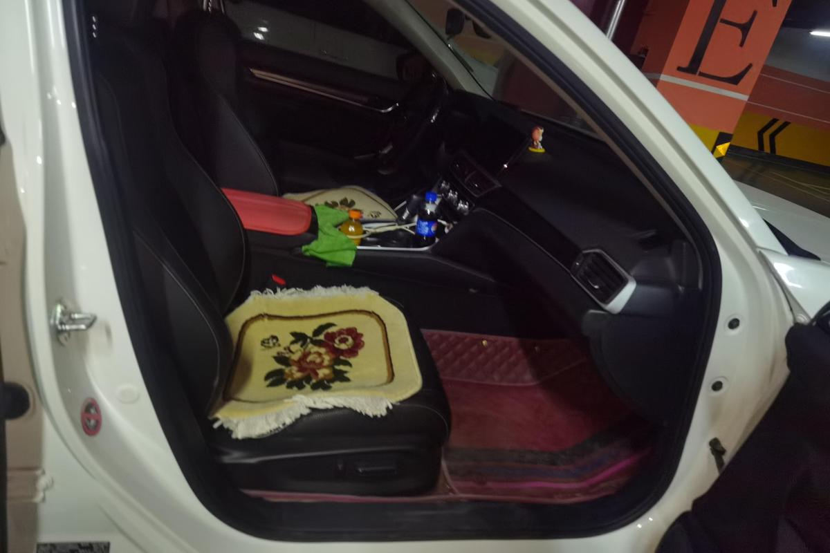 二手雅阁 2022款 260TURBO 幻夜·尊贵版图片6