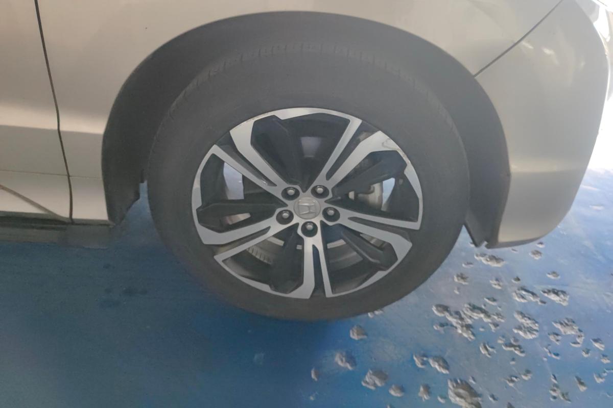 二手本田UR-V 2017款 370TURBO 四驱尊享版 国V图片5