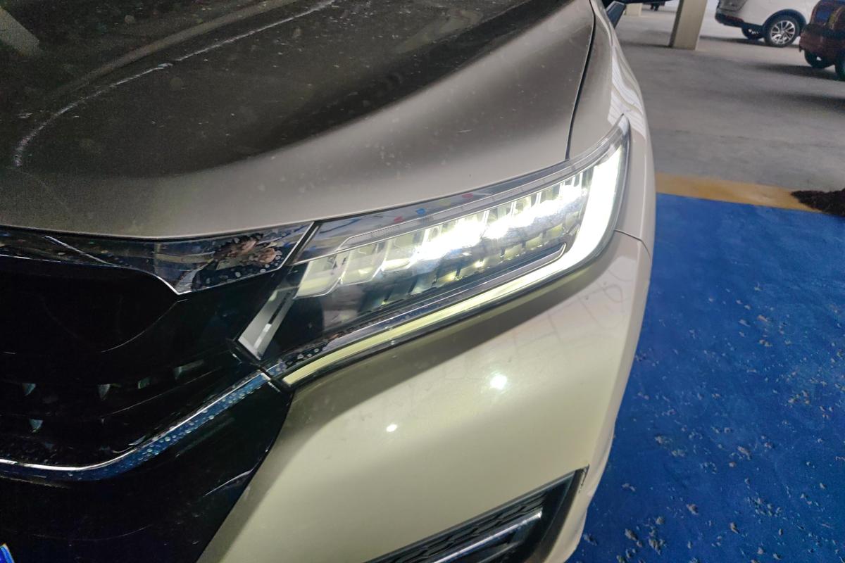 二手本田UR-V 2017款 370TURBO 四驱尊享版 国V图片2