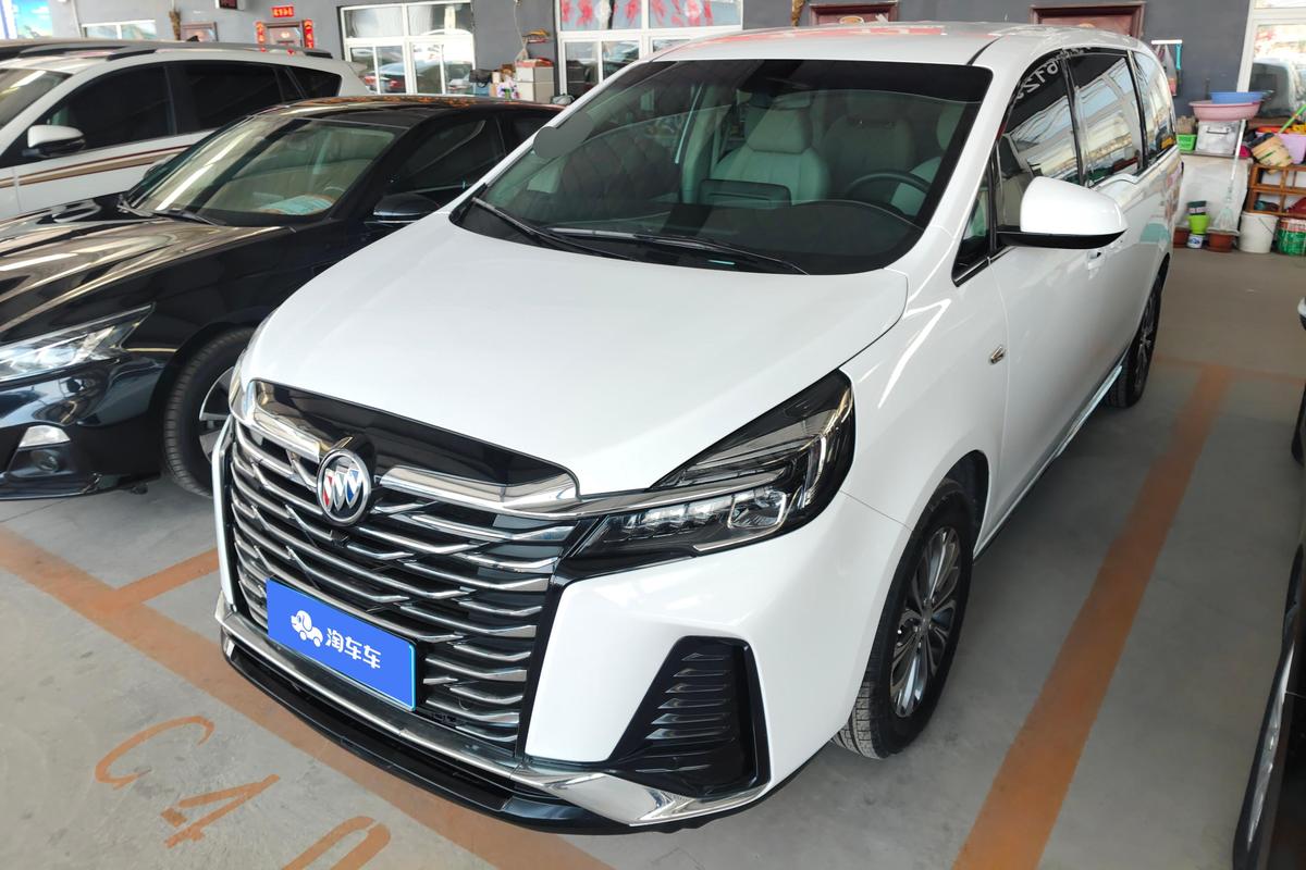 二手别克GL8 2022款 改款 陆上公务舱 2.0T 智享型图片1