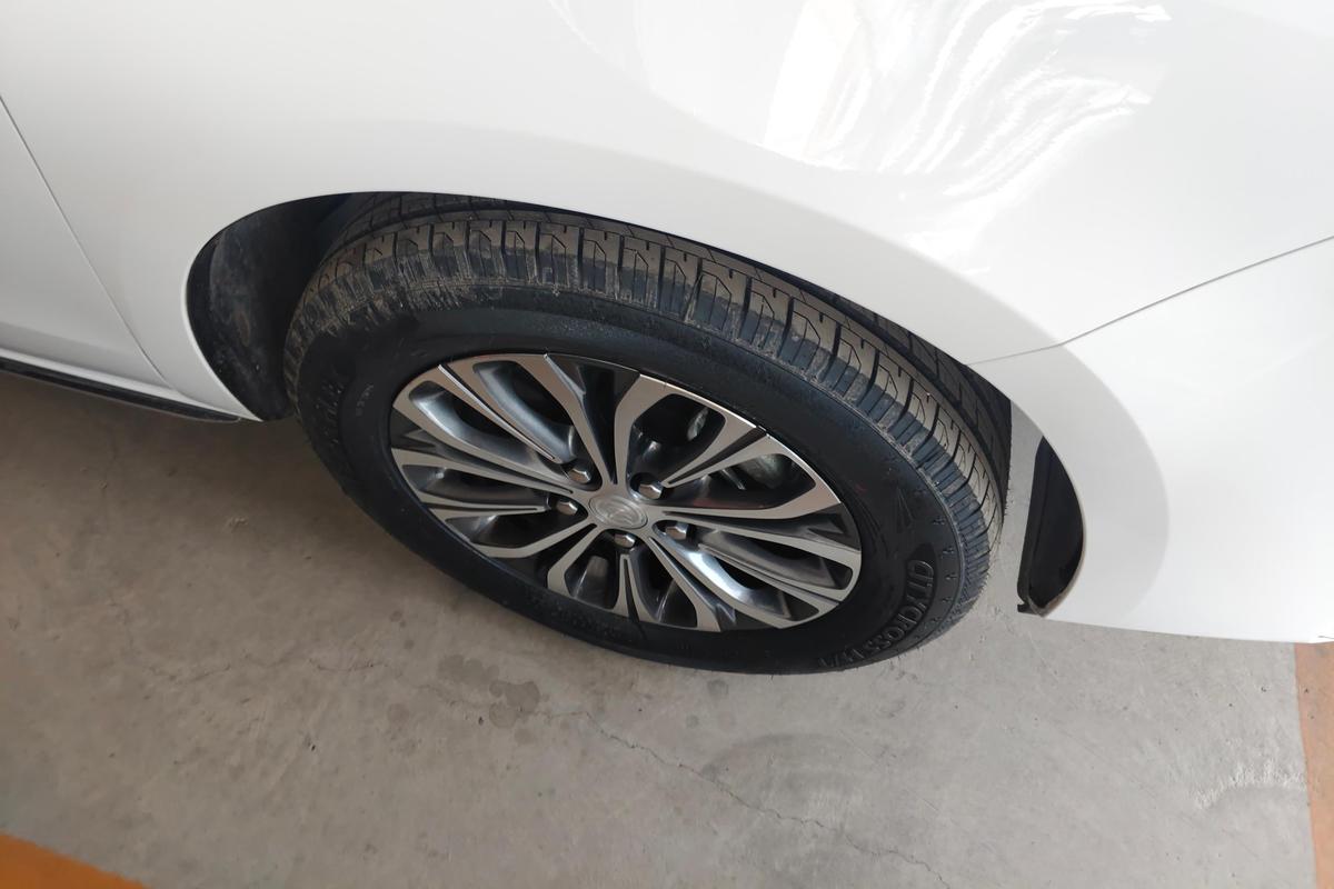 二手别克GL8 2022款 改款 陆上公务舱 2.0T 智享型图片5