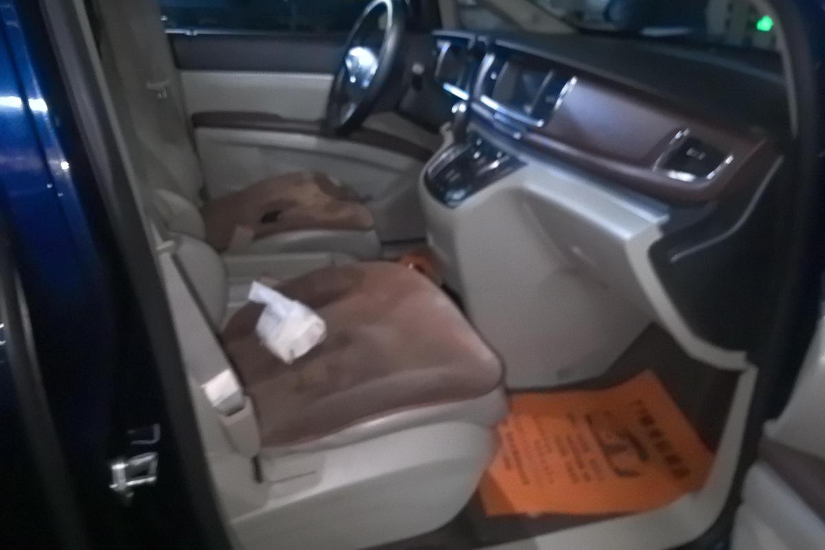 二手别克GL8 2014款 3.0L GT豪华商务豪雅版图片6