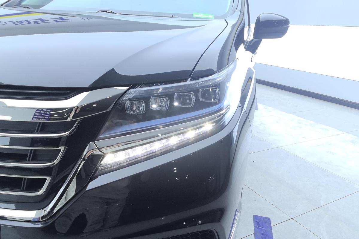 二手艾力绅 2019款 2.0L 锐·混动舒适版图片2