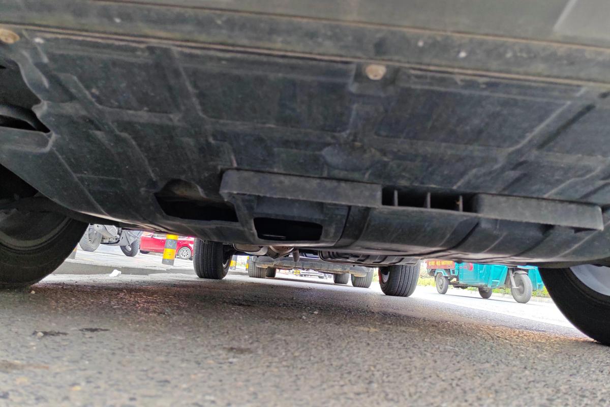 二手博越 2018款 1.8TD 自动两驱智联型4G互联版图片4