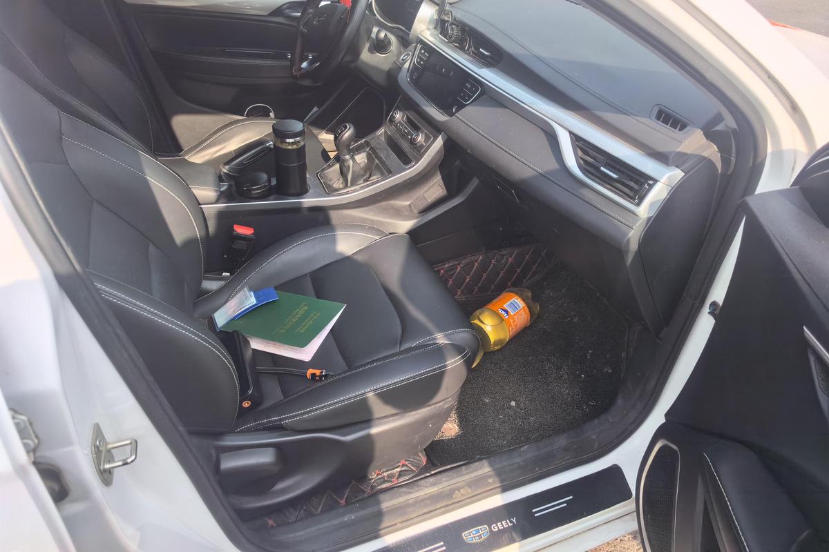 二手帝豪 2020款 1.5L 手动豪华型图片6