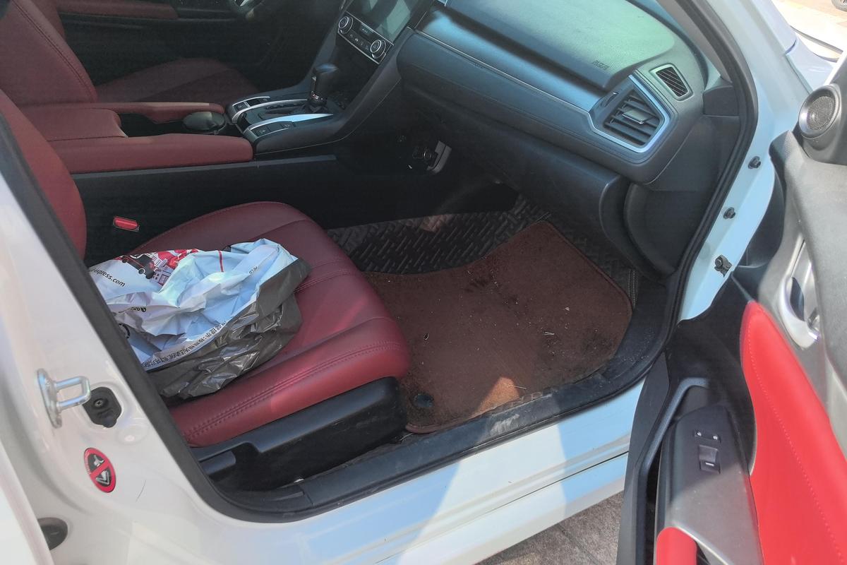 二手思域 2016款 220TURBO CVT豪华版图片6