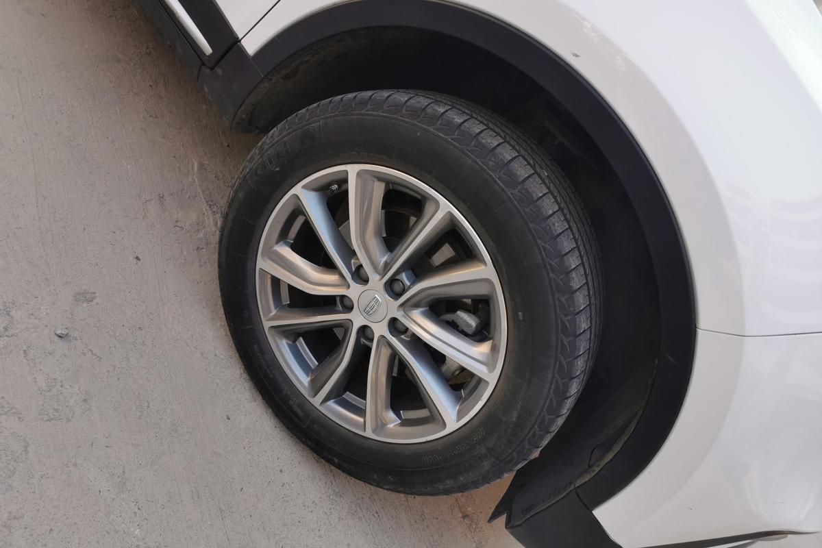 二手博越 2020款 1.8TD DCT两驱智雅型图片5