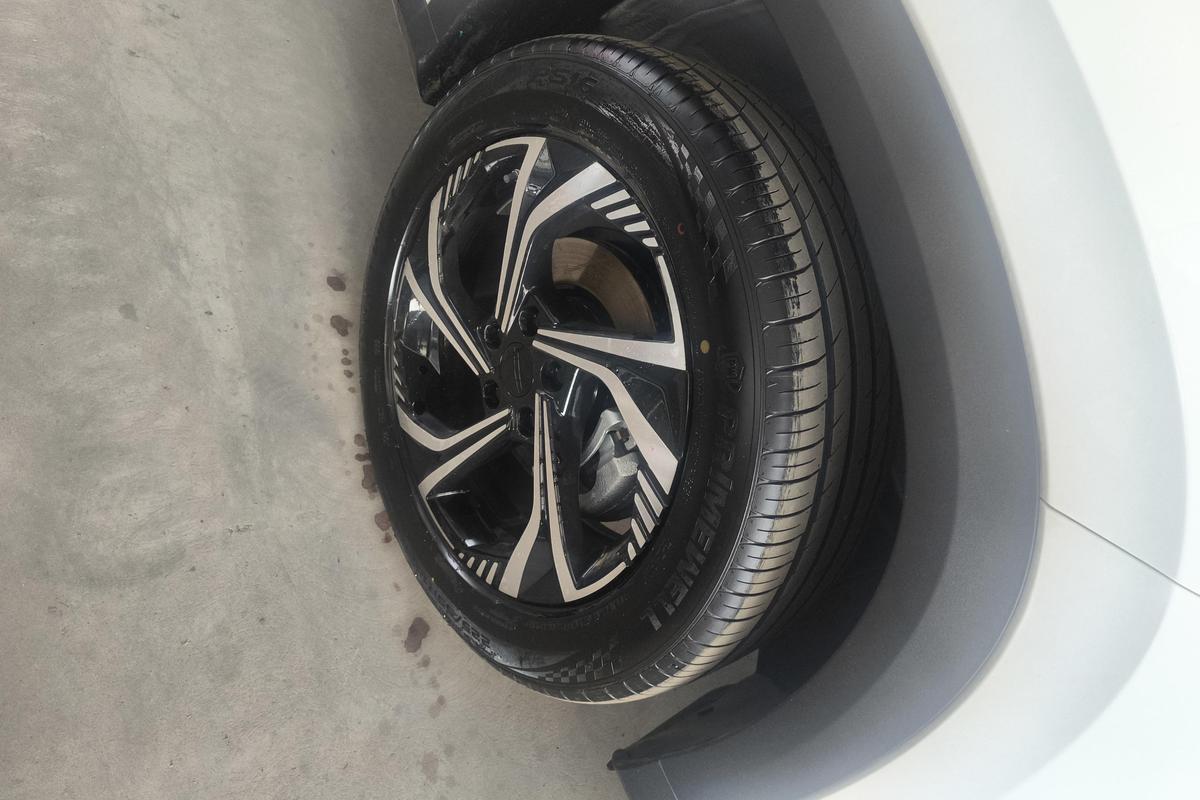 二手博越 2024款 1.5TD 智联+图片5