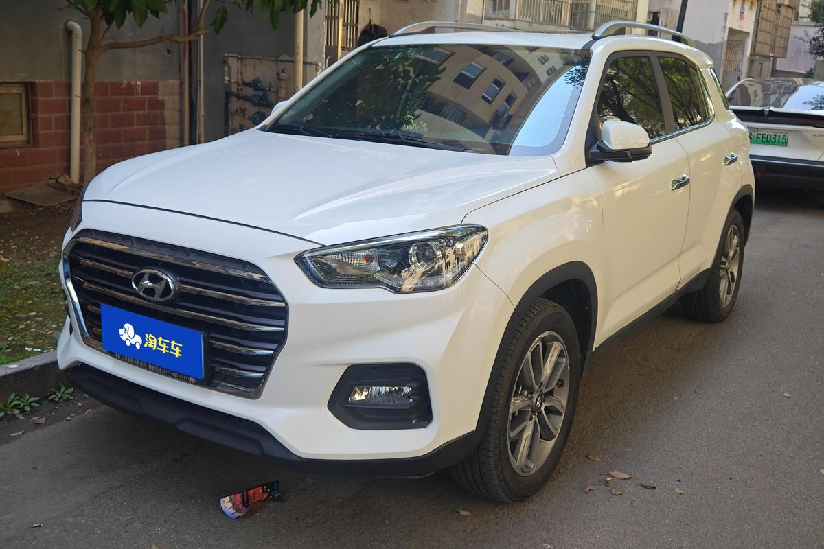 二手现代ix35 2019款 2.0L 自动两驱智勇·畅享版 国V图片1