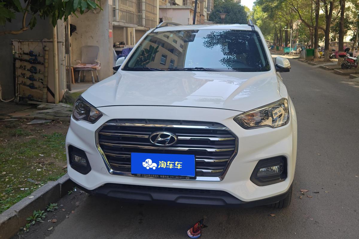 二手现代ix35 2019款 2.0L 自动两驱智勇·畅享版 国V图片3